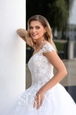 5561 nude+ivory