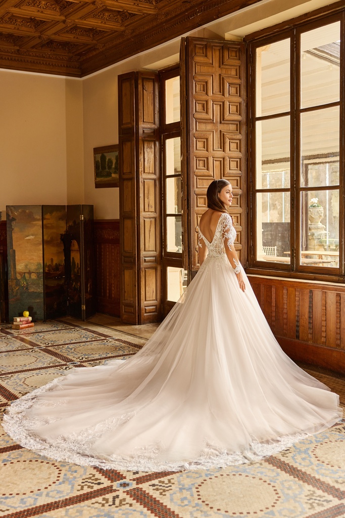 8077 Overskirt