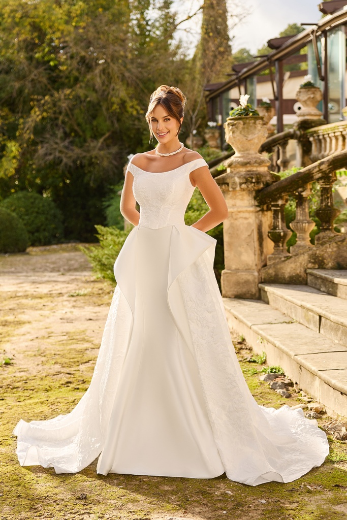 8070 Detachable skirt